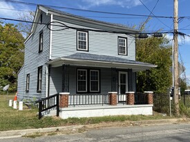 2403 Old Dominion St in Richmond, VA - Building Photo