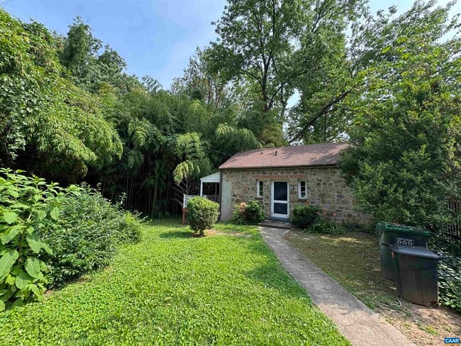 property at 1820 Rugby Pl