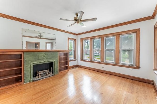 property at 1302 S 56th Ct