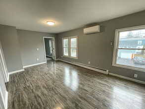 30 Roosevelt St in South Portland, ME - Building Photo - Building Photo