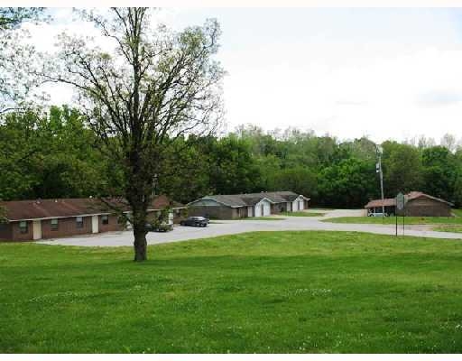 219-221 Brook Lynn Dr in Gentry, AR - Building Photo