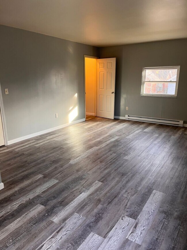 323 Xenia Ave in Dayton, OH - Building Photo - Building Photo