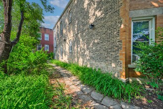 3521 W Cortland St in Chicago, IL - Building Photo - Building Photo