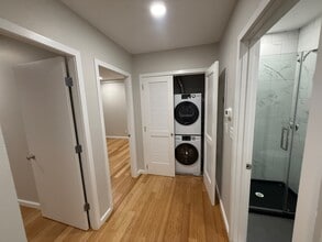 1714 Washington St, Unit 203 in Boston, MA - Foto de edificio - Building Photo