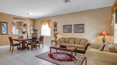 2605 Daulby St in Kissimmee, FL - Building Photo - Building Photo