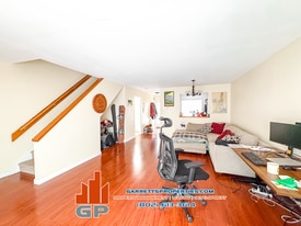 40 Kinsington St in South Burlington, VT - Building Photo