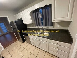 1112 Oakway Ct in Nashville, TN - Building Photo - Building Photo