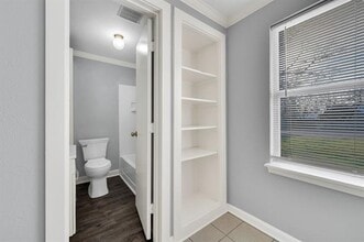 412 E Avenue F in Midlothian, TX - Building Photo - Building Photo