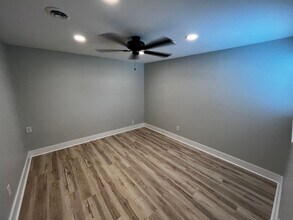 504 N Kerr Ave in Wilmington, NC - Building Photo - Building Photo