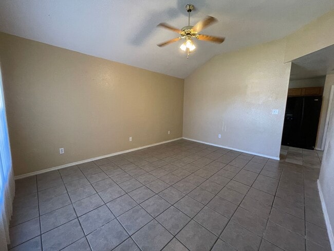 5000 John David Dr in Killeen, TX - Building Photo - Building Photo