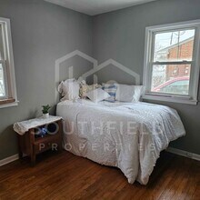 5881 Elm St in Milford, OH - Building Photo - Building Photo