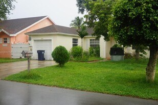 12964 SW 251st St in Homestead, FL - Building Photo