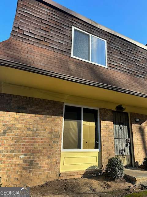 property at 265 Peyton Pl SW