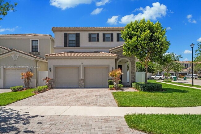 830 NE 191st St in Miami, FL - Building Photo - Building Photo