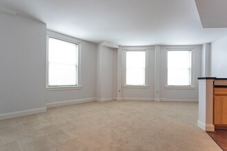The Flats at Professional Arts Building in Baltimore, MD - Building Photo - Interior Photo