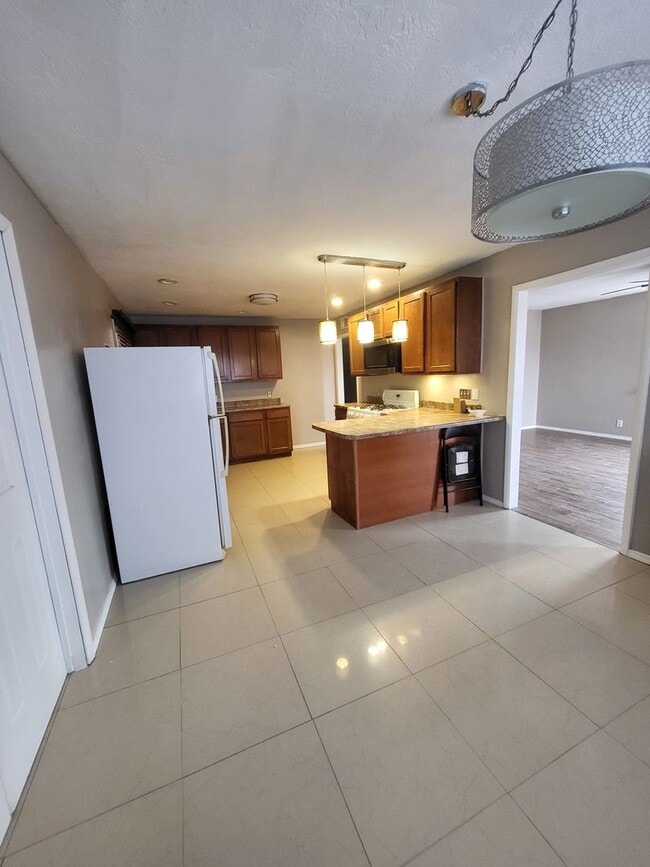 property at 10508 Apache Ave NE