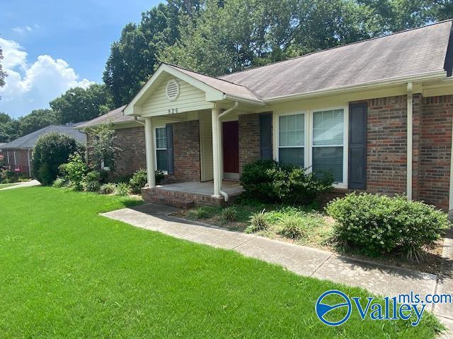 826 Crestview Dr in Madison, AL - Foto de edificio - Building Photo