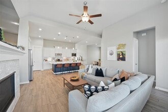 7323 Perching Hawk Trl in Katy, TX - Building Photo - Building Photo