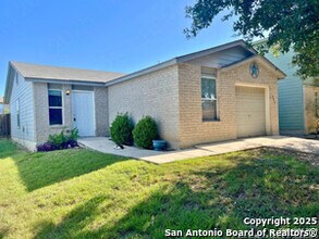 6015 Plumbago Pl in San Antonio, TX - Building Photo - Building Photo