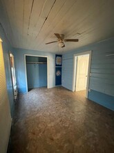 320 Thunder Rd in Surfside Beach, TX - Building Photo - Building Photo