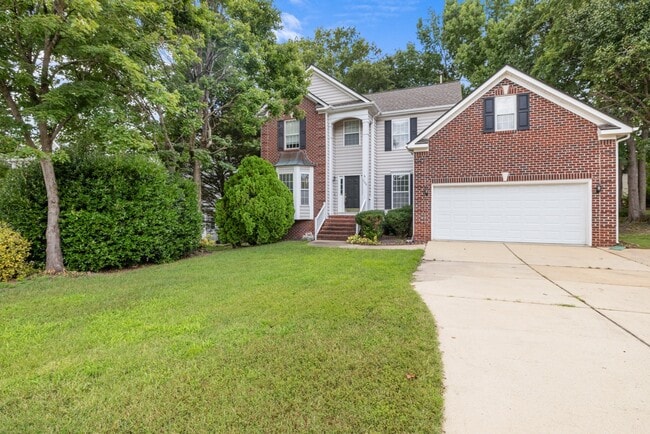 property at 108 Castlebury Creek Ct