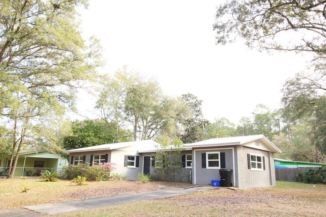 3503 NE 11th Terrace in Gainesville, FL - Building Photo