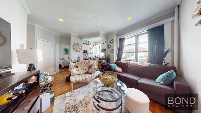 property at 432 E 13th St