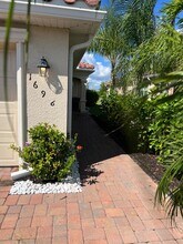 1696 Alameda Dr in Naples, FL - Building Photo - Building Photo