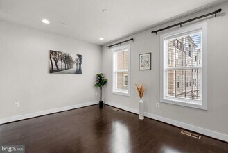 2419 Auden Dr in Silver Spring, MD - Building Photo - Building Photo