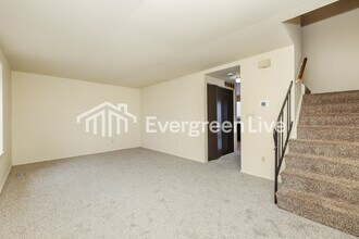 7560 Mt Hood in Dayton, OH - Building Photo - Building Photo