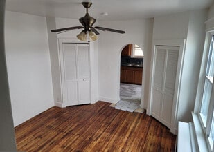 1281 S Broad St in Trenton, NJ - Building Photo - Building Photo