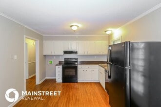 4042 Chinaberry Cove in Memphis, TN - Building Photo - Building Photo