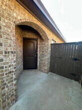 6105 73rd St in Lubbock, TX - Building Photo - Building Photo