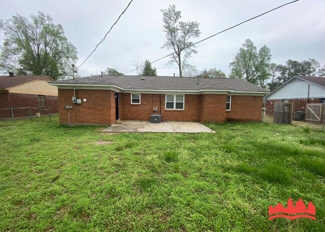 5303 Villa Del Rey Dr