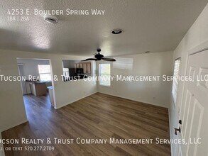 4253 E Boulder Springs Way in Tucson, AZ - Building Photo - Building Photo