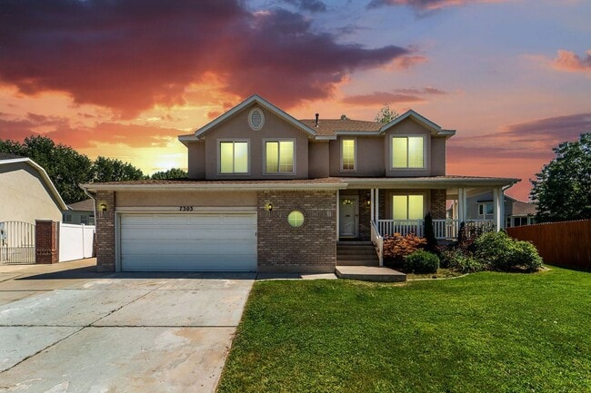 property at 7303 Shady Woods Cir