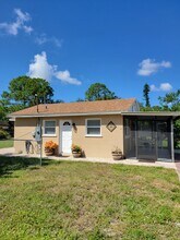 10284 Pennsylvania Ave in Bonita Springs, FL - Building Photo - Building Photo