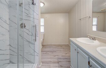 13704 Lookout Ct in Willis, TX - Building Photo - Building Photo