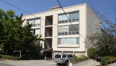 271 Jayne Ave in Oakland, CA - Foto de edificio - Building Photo