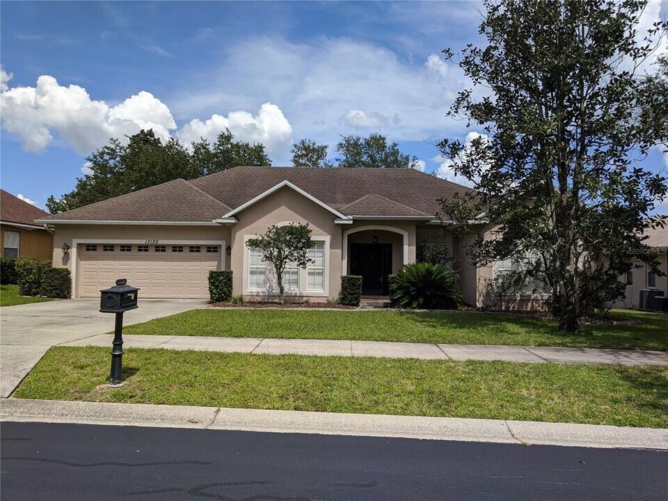 13122 Hidden Beach Way in Clermont, FL - Building Photo