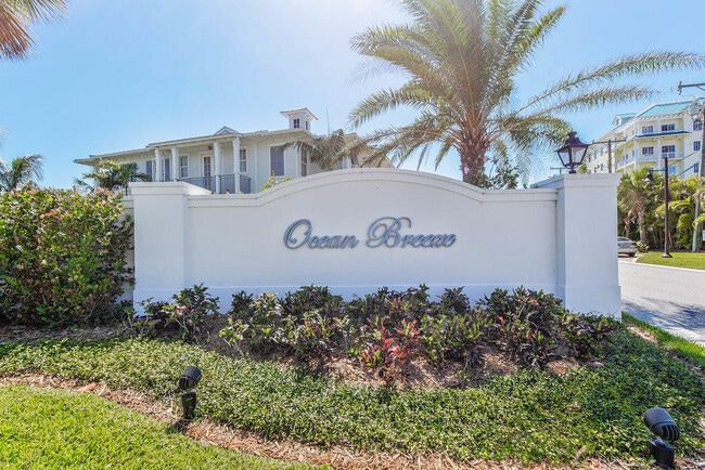 106 Ocean Breeze Dr in Juno Beach, FL - Building Photo - Building Photo