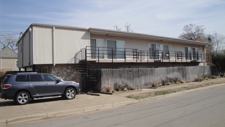 3336 W 6th St in Fort Worth, TX - Building Photo