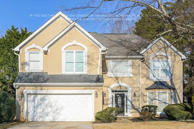 property at 135 Springlaurel Ct