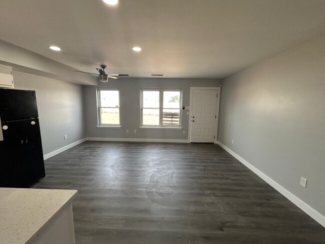 8712 Frankford Ave, Unit 4A in Philadelphia, PA - Building Photo - Building Photo