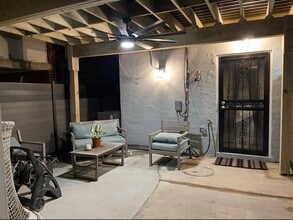 60 V St NW, Unit B in Washington, DC - Building Photo - Building Photo