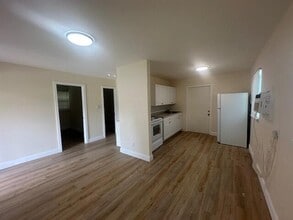 512 N 27th St in Fort Pierce, FL - Building Photo - Building Photo