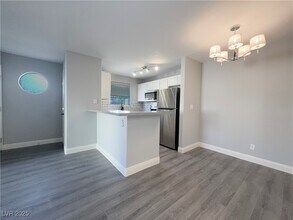 2961 Juniper Hills Blvd in Las Vegas, NV - Building Photo - Building Photo