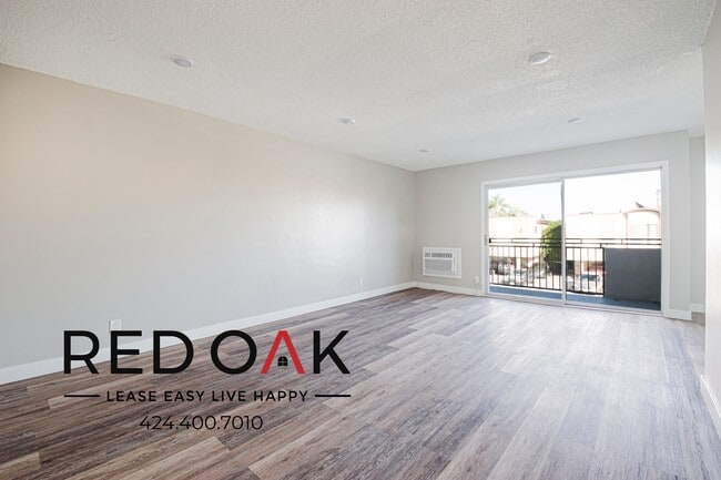 1965 S Garth Ave, Unit 4 in Los Angeles, CA - Building Photo - Building Photo