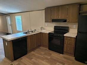 112 Southlake Dr. in Mabank, TX - Building Photo - Building Photo