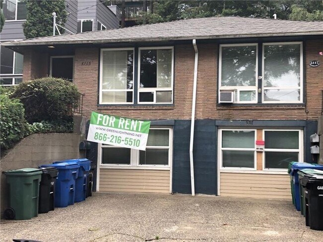 property at 5115 Ravenna Ave NE